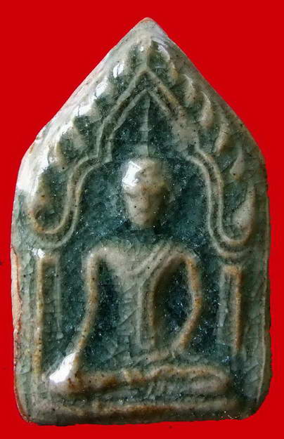 รบกวนผู้รู้ช่วยพิจารณาพระให้หน่อยครับ
