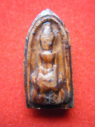 พระนื้อผงเคลือบหลังยันต์สาม วัดไผ่ล้อม ระยอง หลวงปู่ทิมเสก ปี14