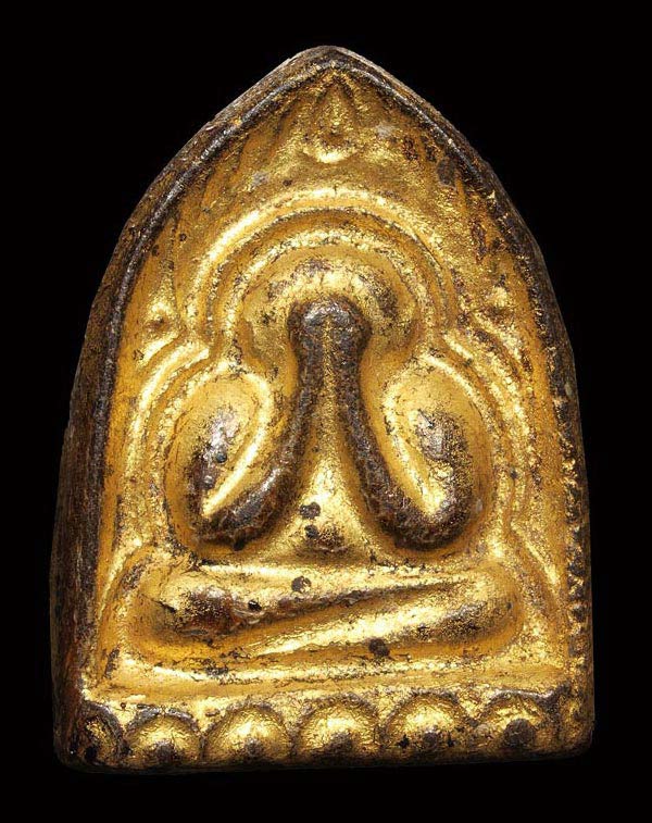 ปิดตาซุ้มเรือนแก้วลงรักทาทอง หลังยันต์อิสวาสุ วัดบ่อวิน