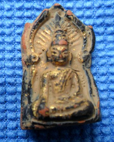 ไม่ทราบพระที่ไหนครับ...รบกวนด้วยครับ