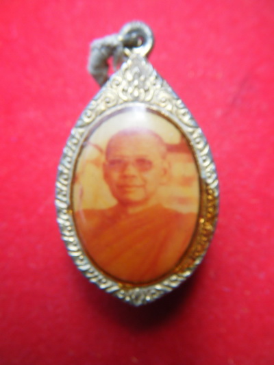 ล๊อกเก็ต หลวงพ่อฤาษีลิงตํา วัดท่าซุง อุทัย