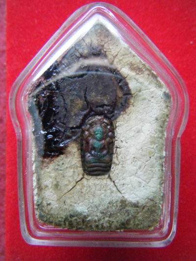 พระขุนเเผนพรายกุมาร หลวงปู่ทิม วัดละหารไร่ ระยอง