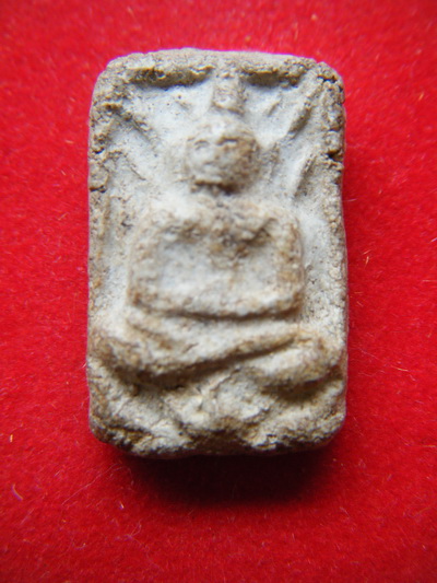 พระเนื้อผง พิมพ์ขุดสระเล็ก หลวงปู่เผือก วัดกิ่งเเก้ว สมุทปราการ