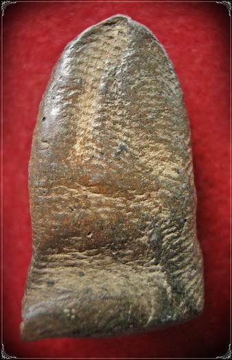 พระรอดมหาวันพิมพ์เล็ก เนื้อเขียวหินครก หายากครับ สนใจโทรคุยได้