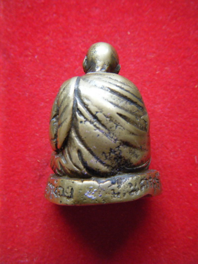 รูปหล่อโบราน หลวงพ่อท่านคล้าย ออกวัดพระธาตุน้อย นคร ปี02