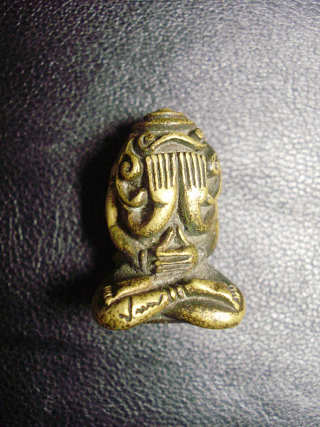 พระปิดตาไม่ทราบที่ครับมีแต่โค๊ดผู้รู้ช่วยตอบที่ครับ