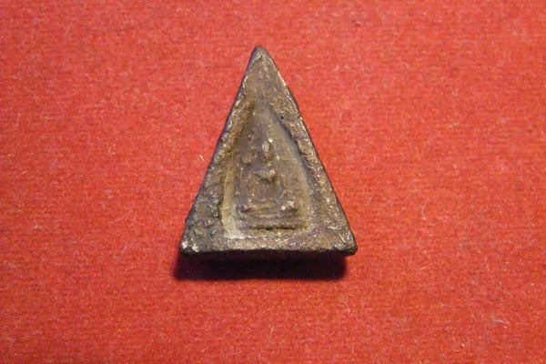 พระพิมพ์นางพญา หาที่มาครับ