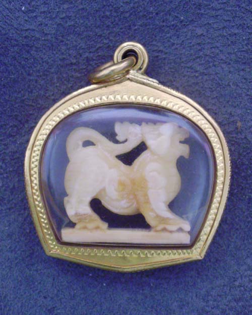 สิงหลวงพ่อเดิม 3 ขวัญ เหลี่ยมทองครับ