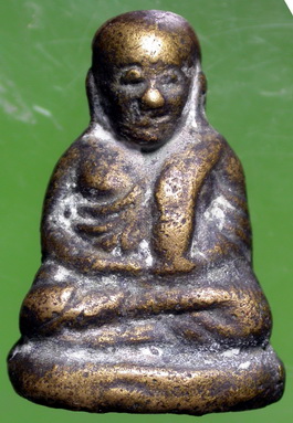 รบกวนอีกครั้งกับรูปหล่อหลวงพ่อเงิน