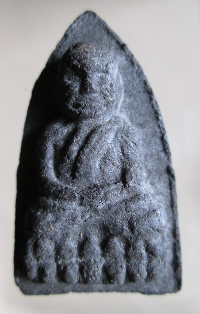 รบกวนดูพระหลวงปู่ทวดให้หน่อยครับ 