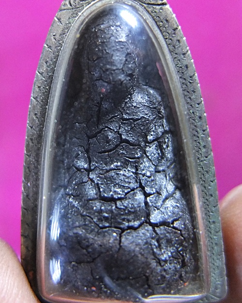 รบกวนอีกองค์ครับ หลวงพ่อทองศุข วัดโตนดหลวง