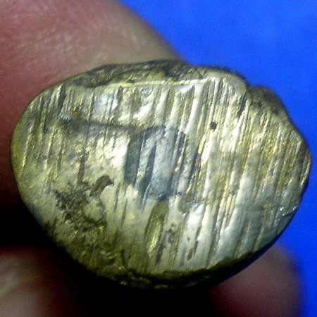 สอบถามพระกริ่งเก่า ๆ ครับ