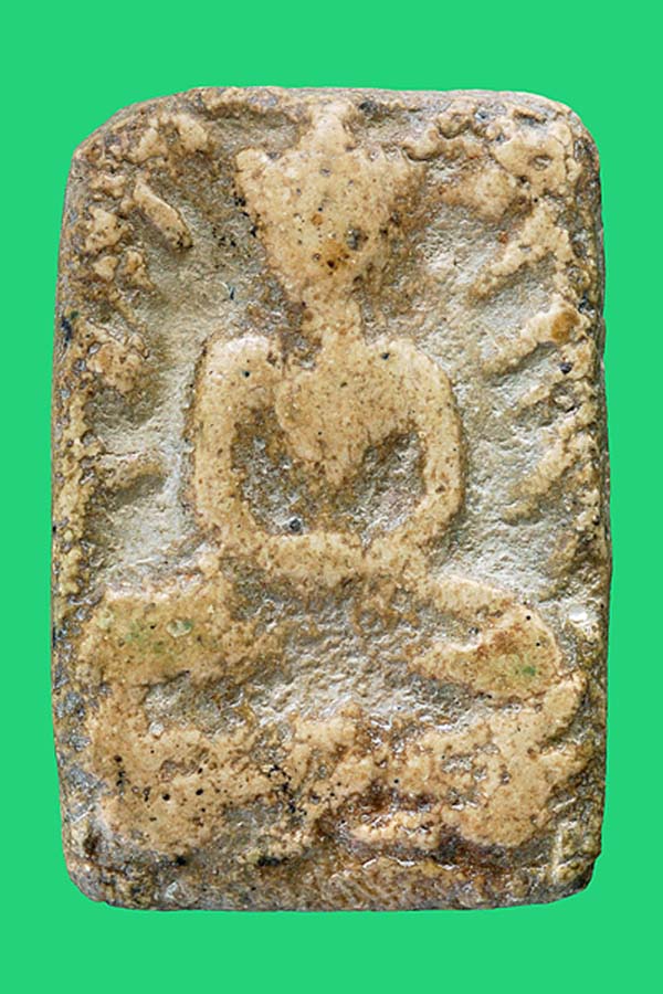 ขอความกรุณาช่วยดูพระให้หน่อย