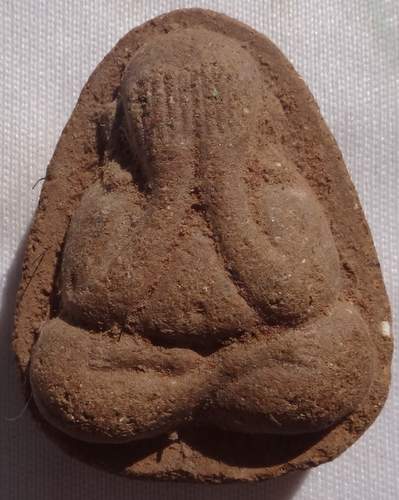 รบกวนด้วยนะครับ พระปิดตา ไม่ทราบที่ มีเส้นผมติดมา มีเม็ดมวลสารเยอะดี