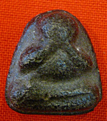 พระปิดตาองค์นี้ แท้ใหมครับ  ช่วยตอบหน่อยครับผม