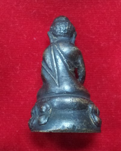 สอบถามเรื่องพระเครื่อง พระกริ่งเก่าๆ ครับ (2)