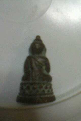 นี่คือพระอะไรครับ รบกวนผู้รู้ตอบทีครับ     เก๋าตี๋ ลาดพร้าว