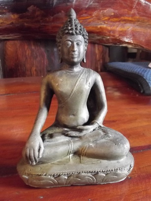 เรียนถาม พระรุ่นไหครับ