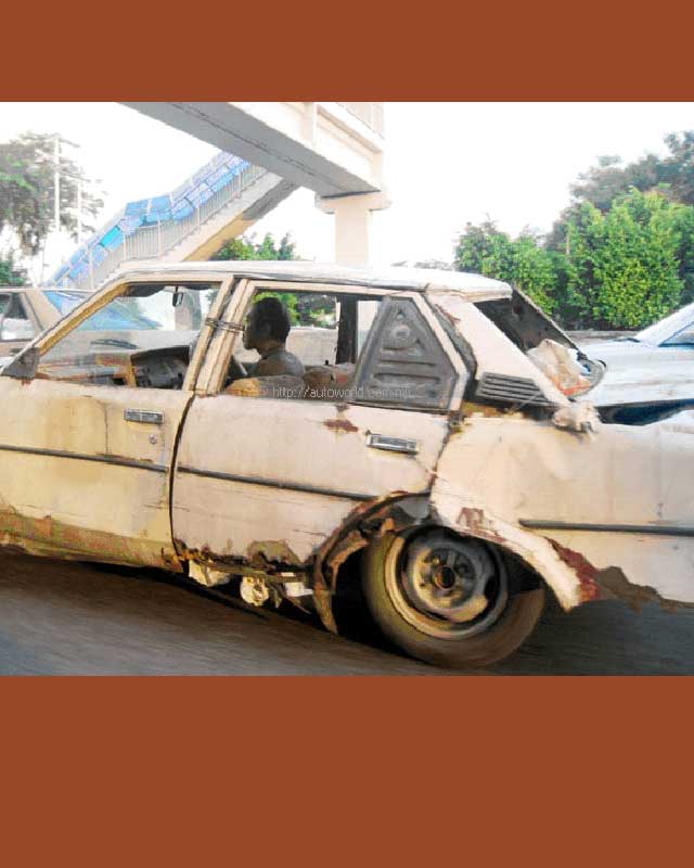 เพื่อนฝากขายรถ ราคาต่อรองกันได้ (ร้อนเงิน)เพื่อนฝากขายรถ Toyota Corolla ปี 99 (พ.ศ. 2499)