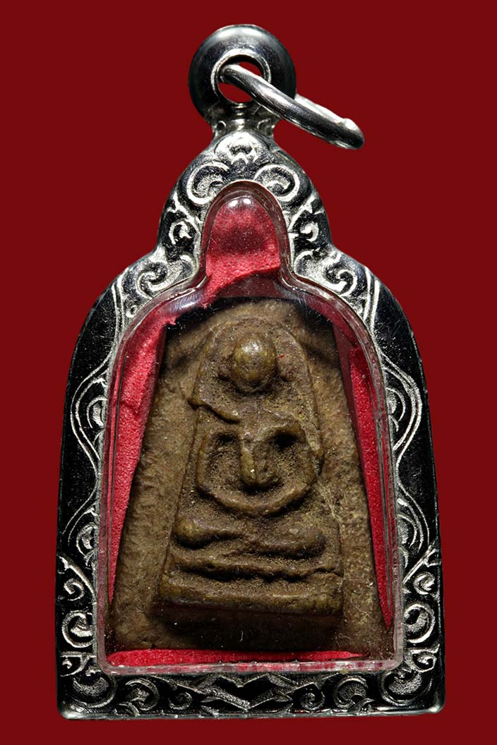 สอบถามพระเพชรกลับ เจ้าคุณทักษิณ วัดใต้ครับ