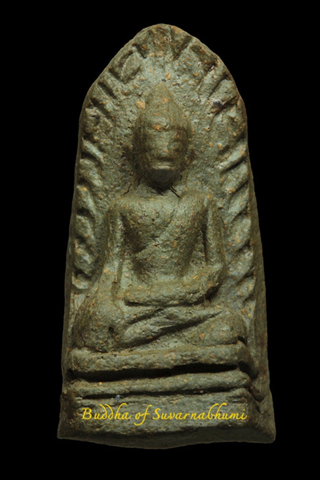 องค์นี้ 3 แชมป์(ระดับตำนาน) พระรอดวัดพระสิงห์ เชียงใหม่ ปี 2496 พิมพ์หน้าหนูใหญ่(นิยม)