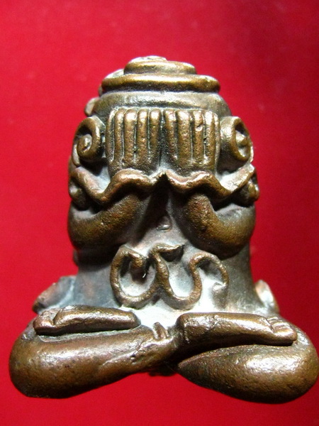 1 ใน 175 องค์ ปิดยันต์ยุ่งมหาลาโภ***สอดตะกรุดทองคำ*** 087-2547623 ส่องกล้อง