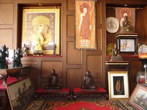 ฝากร้านค่ะ มีพระบูชาสวยๆเยอะเลยค่ะ เข้าไปชมดูได้นะคะ