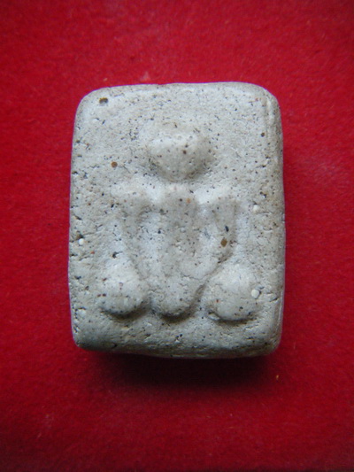 พระปิตตา ผงกระดูกผี วัดโพธิ์