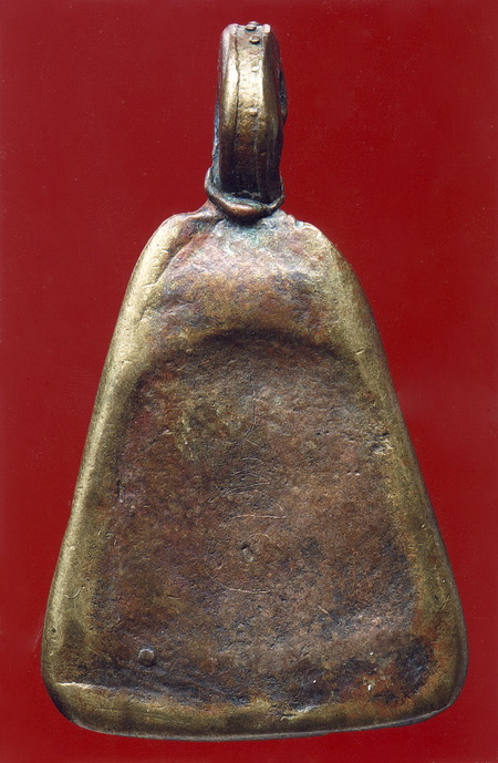 หลวงพ่อเงิน บางคลาน จอบใหญ่