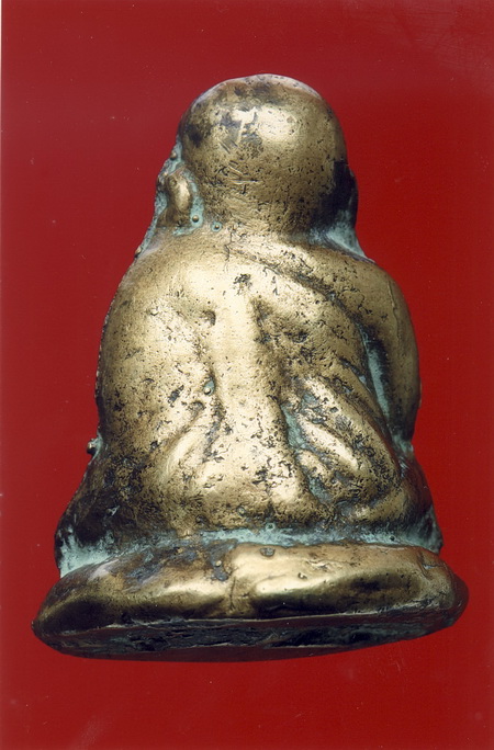 พระรูปหล่อหลวงพ่อเงิน พิพม์ขี้ตา 4ชาย