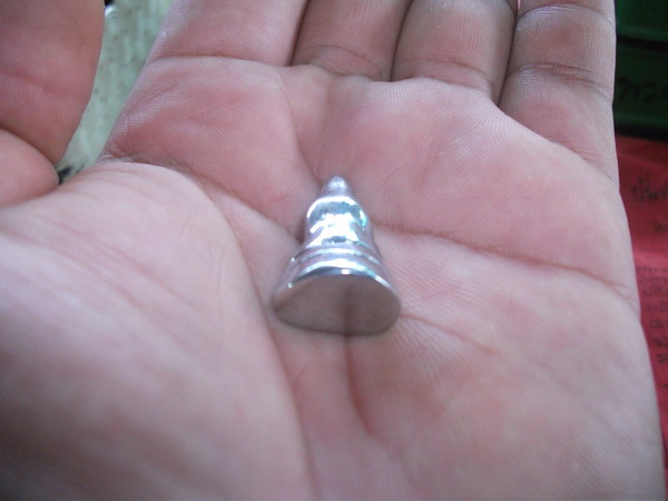 พระเหล็กไหลเงินยวง พิมพ์พระพุทธโสธร หลวงพ่อหวล วัดพุทไธศวรรษอยุธยา