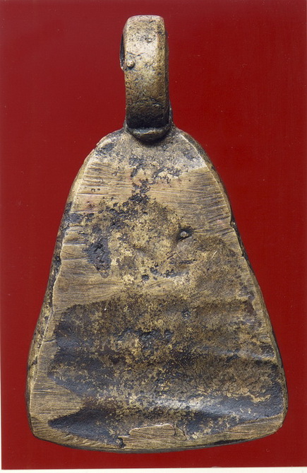 หลวงพ่อเงิน บางคลาน จอบใหญ่ รหัส02