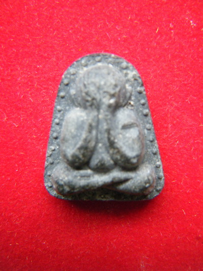 ปิตตาเม็ดข้าง หลวงปู่เพิ่ม วัดกลางบางเเก้ว นครปฐม