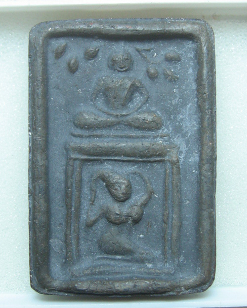 ทั้งเนื้อ-พิมพ์ ใช่ท้ายตลาดแท้ไหมครับ