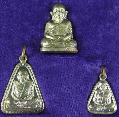 +++ หลวงพ่อเงินปี 37 อัลปาก้า ยกชุด 3 องค์ คากล่องเดิม +++