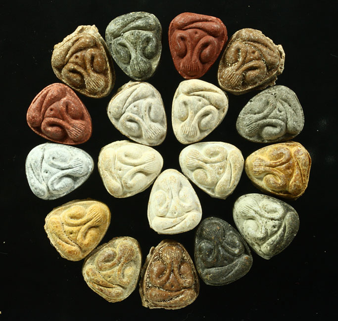 พระปิดตาหลวงปู่โต๊ะ ยันต์หลังพุทโธ ปลุกเสก ปี 21 วัดลาดปลาเค้า 