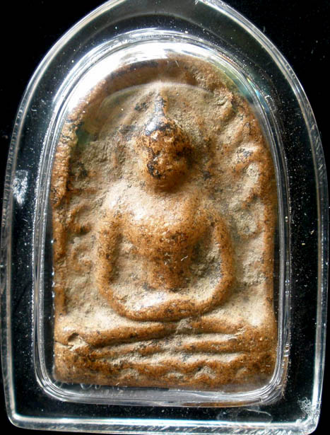 พระซุ้มกอพิมพ์กลาง  แท้ไหมครับ