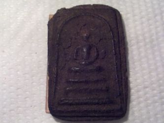 สมเด็จหลวงปู่หิน วัดหนองนา หลังมีรูปหลวงปู่ เสนอมาได้ครับ