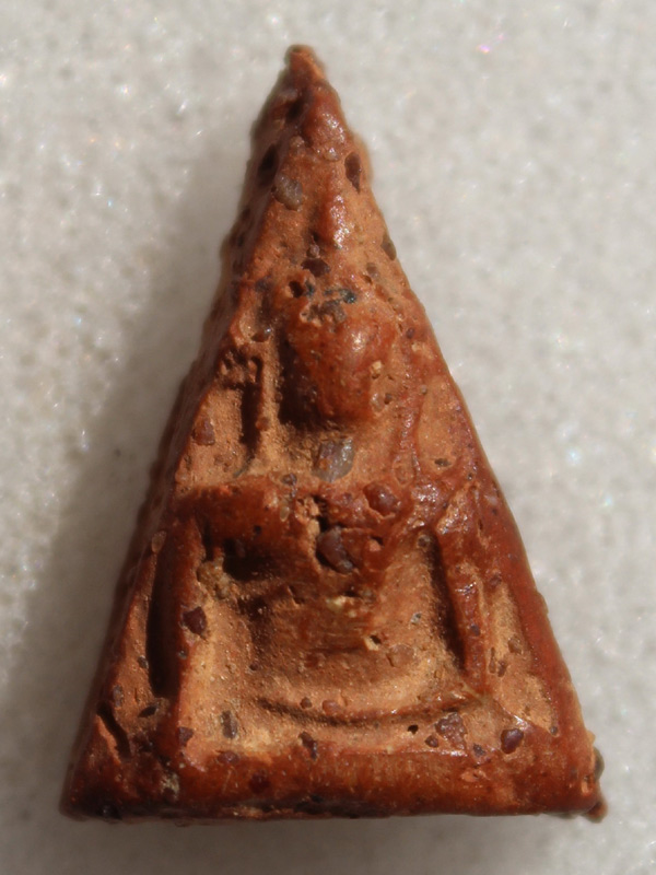 รบกวนท่านผู้มีความรู้ ว่ากันเต็มที่ครับ เพื่อการศึกษา