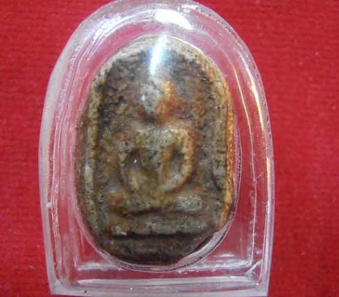 พระอะไรรุ่นไหนผู้รู้ตอบทีครับ สงสัยครับ