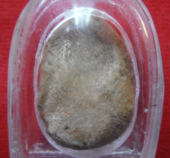 พระอะไรรุ่นไหนผู้รู้ตอบทีครับ สงสัยครับ