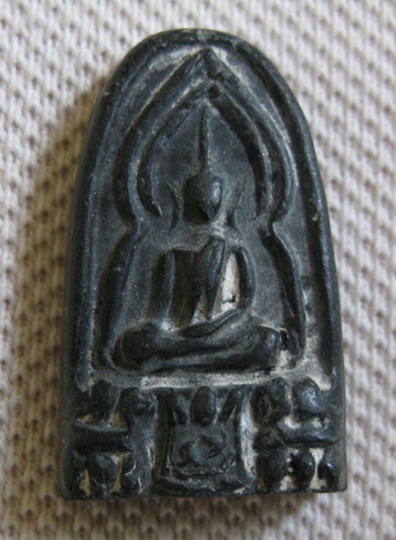 ขอสอบถามพระตามรูปครับ