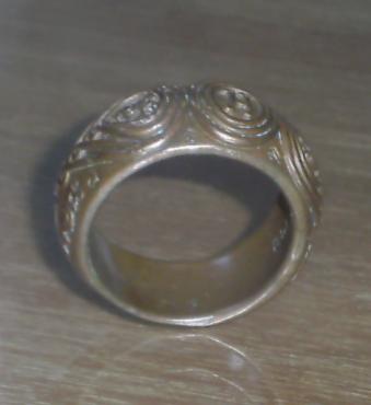 หลวงปู่กาหลง แหวนพระนารายณ์ตรึงไตรภพ รุ่นแรก