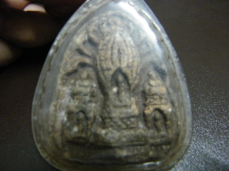 รบกวนผู้รู้ครับคือพระอะไร