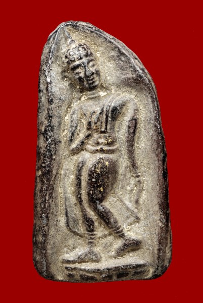 พระลีลาเนื้อชิน