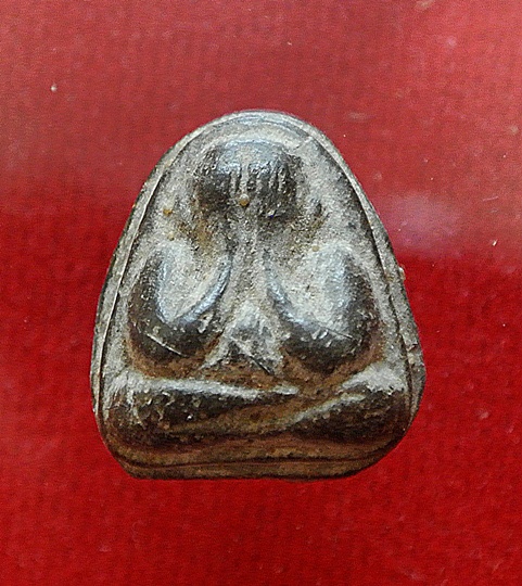 * ไม่ต้องการทราบเก้ - แท้ *.....ครับ.....