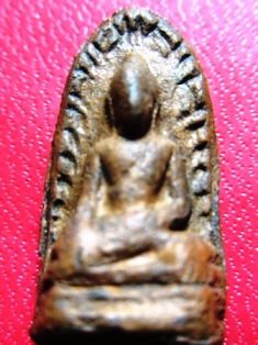 พระรอดพิมพ์หน้าหนู กรุวัดพระสิงห์