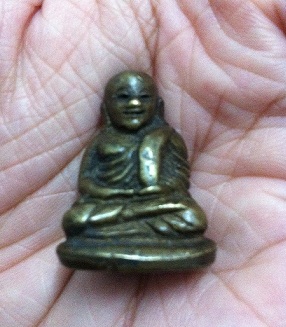 หลวงพ่อเงิน รบกวนหน่อยครับ