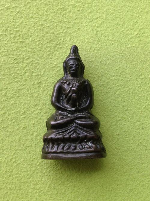 พระไม่ทราบที่ มี2 หน้า !!!!!!!