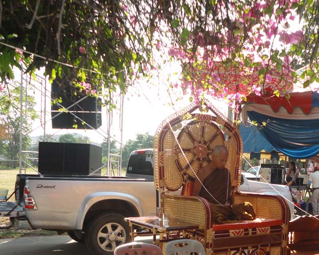 วันนี้ไปทำบุญสร้างพระพุทธ(ชัยทรัพย์)2556